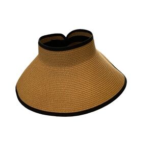 Flexible beach, pool or sun visor from Nordstrom Rack. Worn once. OS